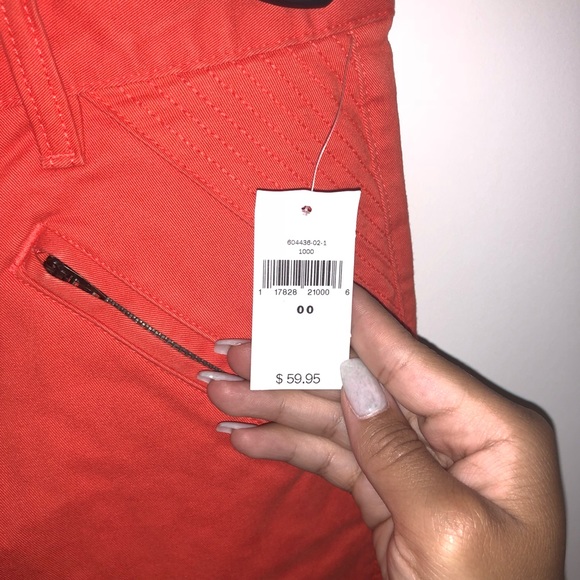 CLOSET CLEAROUT GAP new pants - Picture 4 of 5